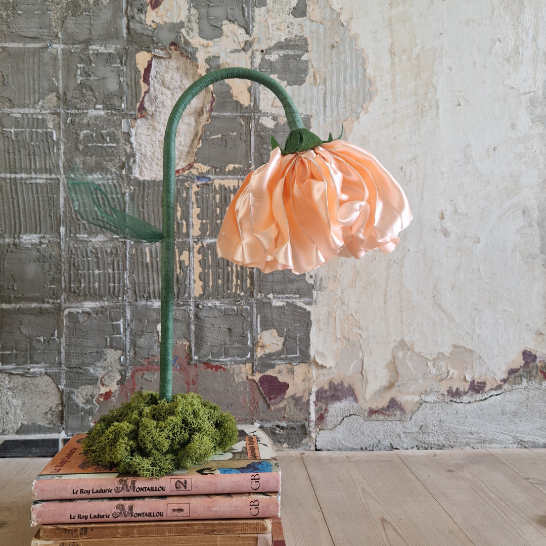Skrivebordslampe i silke