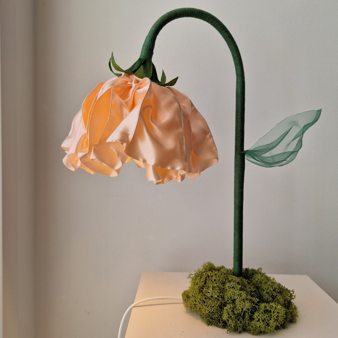 Skrivebordslampe i silke
